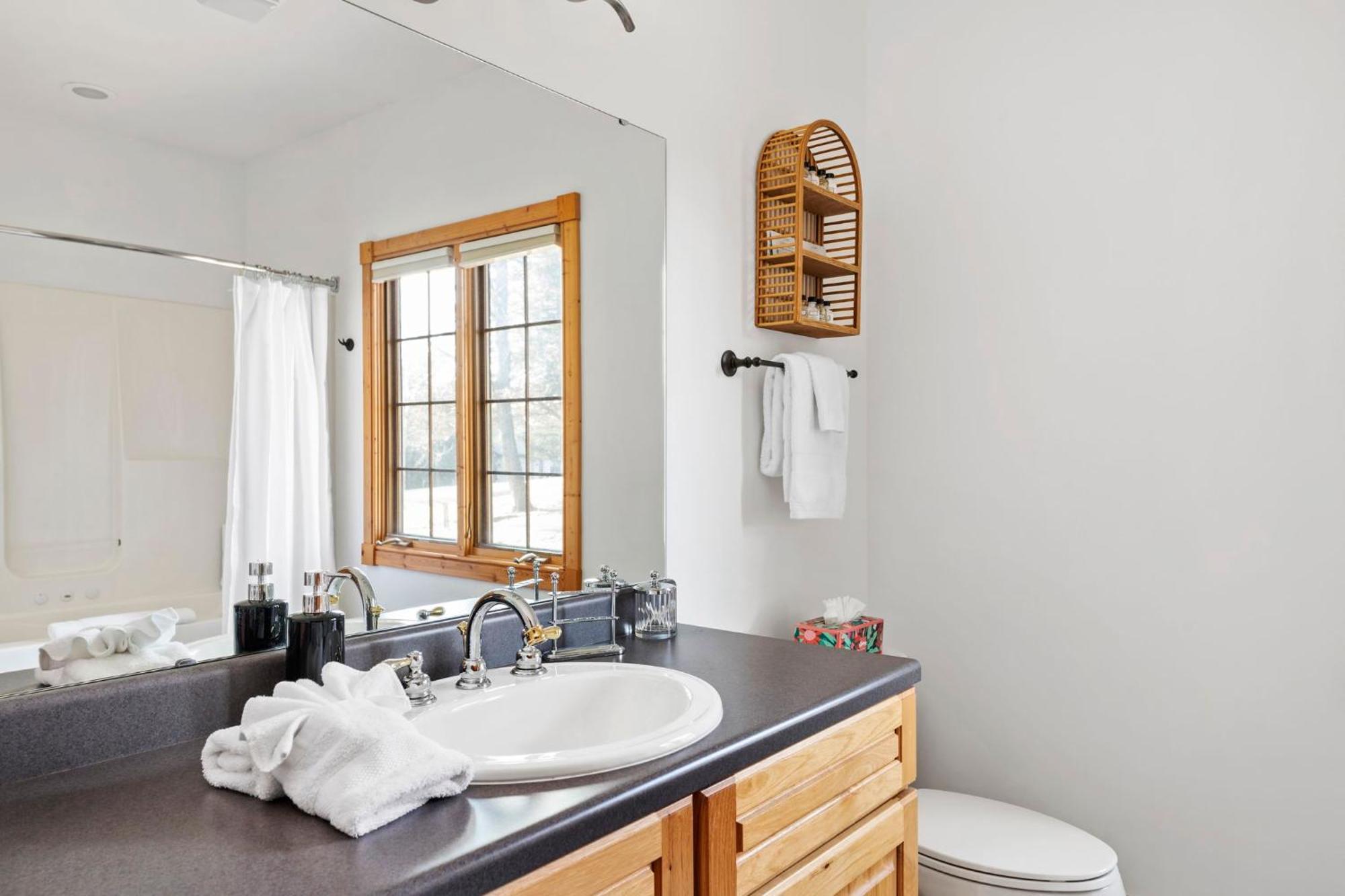 The Lodge, 'North Woods' Style, Boutique Galena Getaway! ภายนอก รูปภาพ